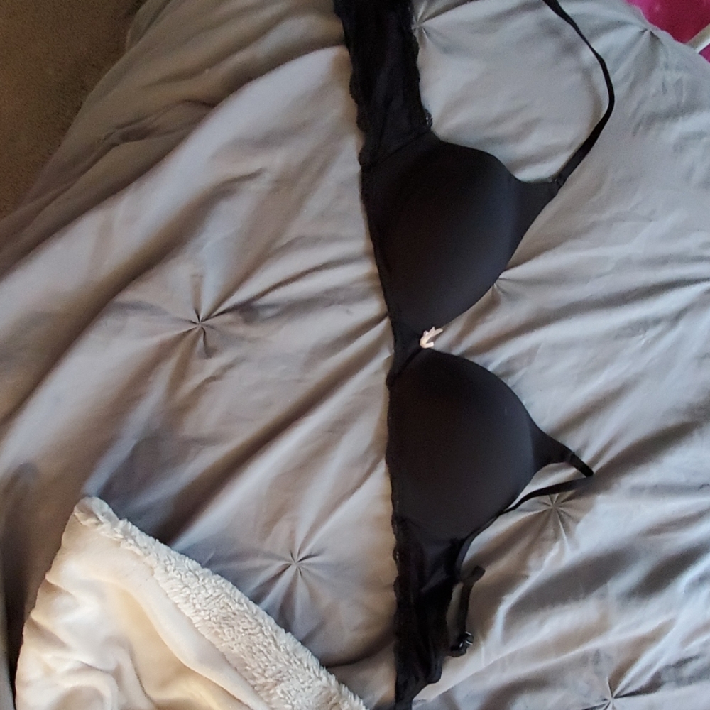 Victoria's Secret bra.